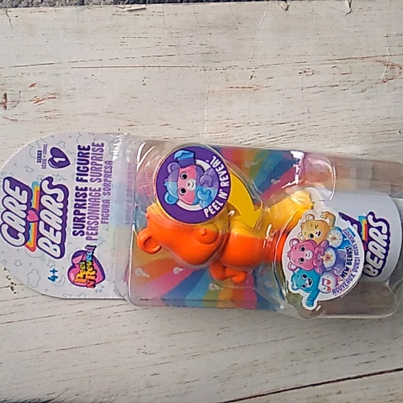 Carebear Surprise Collectible Mini figure - Picture 4 of 5